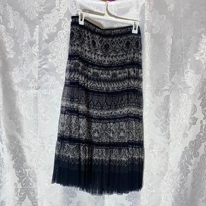 Women’s skirt